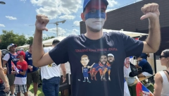 POMAZIMO KONJE NIKOLE JOKIĆA Filip ima najoriginalniju majicu za meč sa Amerima (VIDEO)