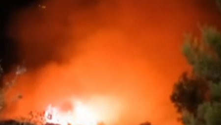 POŽAR KOD SPLITA NAPRAVIO HAVARIJU! Vatra buknula odjednom, vatrogasci se i dalje bore sa vatrenom stihijom! (VIDEO)