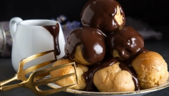 PROFITEROLE Francuske princes krofne koje se tope u ustima, za gurmane i one izbirljive