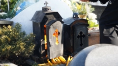 SUTRA SU MIHOLJSKE ZADUŠNICE: Evo šta se nosi u crkvu, a šta nikako ne valja raditi na groblju