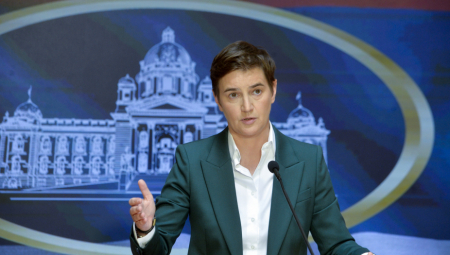 "KOLIKO JE DOKAZA JOŠ POTREBNO" Brnabić se oglasila posle skandalozne izjave Lutovca (FOTO)