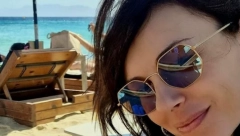 SLOBODA MIĆALOVIĆ PUKLA HILJADE EVRA ZA LETOVANJE! Ne možete ni da naslutite koju lokaciju je odabrala, a noć košta 700 evra!