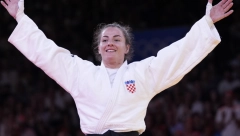 EVO I HRVATA Prelepa Barbara donela prvo zlato komšijama