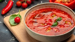 GASPAĆO Španska hladna čorba od povrća osvežiće vas u trenu, a zamirisaće cela kuća