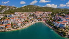 TURISTI U ŠOKU ZBOG SNIMKA SA PLAŽE U REGIONU: Ležaljka 5 evra, a nema gde igla da padne!