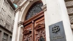 DOBRE VESTI ZA DUŽNIKE! NBS donela važnu odluku