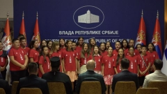 MILOŠ VUČEVIĆ UGOSTIO DECU SA KOSOVA I METOHIJE:  Dok god vi deco živite na Kosovu , tamo je Srbija!