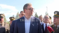 Letnja sezona lova na Vučića: Oni jednostavno žele da ga vide mrtvog i trude se da pripreme narod za tu sliku! (FOTO)