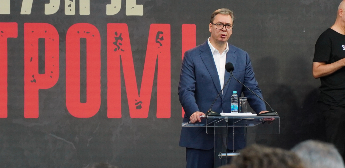 VUČIĆ DIGAO SRBIJU NA NOGE Nikada nas nećete podeliti, nikada srpski narod nećete uništiti! (FOTO/VIDEO)