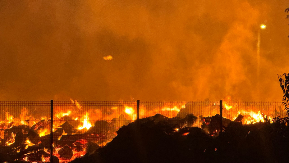 APOKALIPTIČNI PRIZORI POŽARA U NOVOM SADU Buktinja neverovatnih razmera, prizor ledi krv u žilama (FOTO/VIDEO)