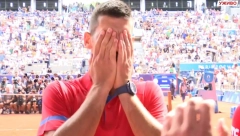 ĐOKOVIĆU SPOMENULI DECU, A ON SE ODMAH RASPLAKAO Prva izjava Novaka posle osvajanja zlatne medalje: Za Srbiju, moj najveći uspeh u životu