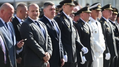 OVO JE BOLESNO! U Šolakovom Danasu slave "Oluju - čistu kao dečja suza!"