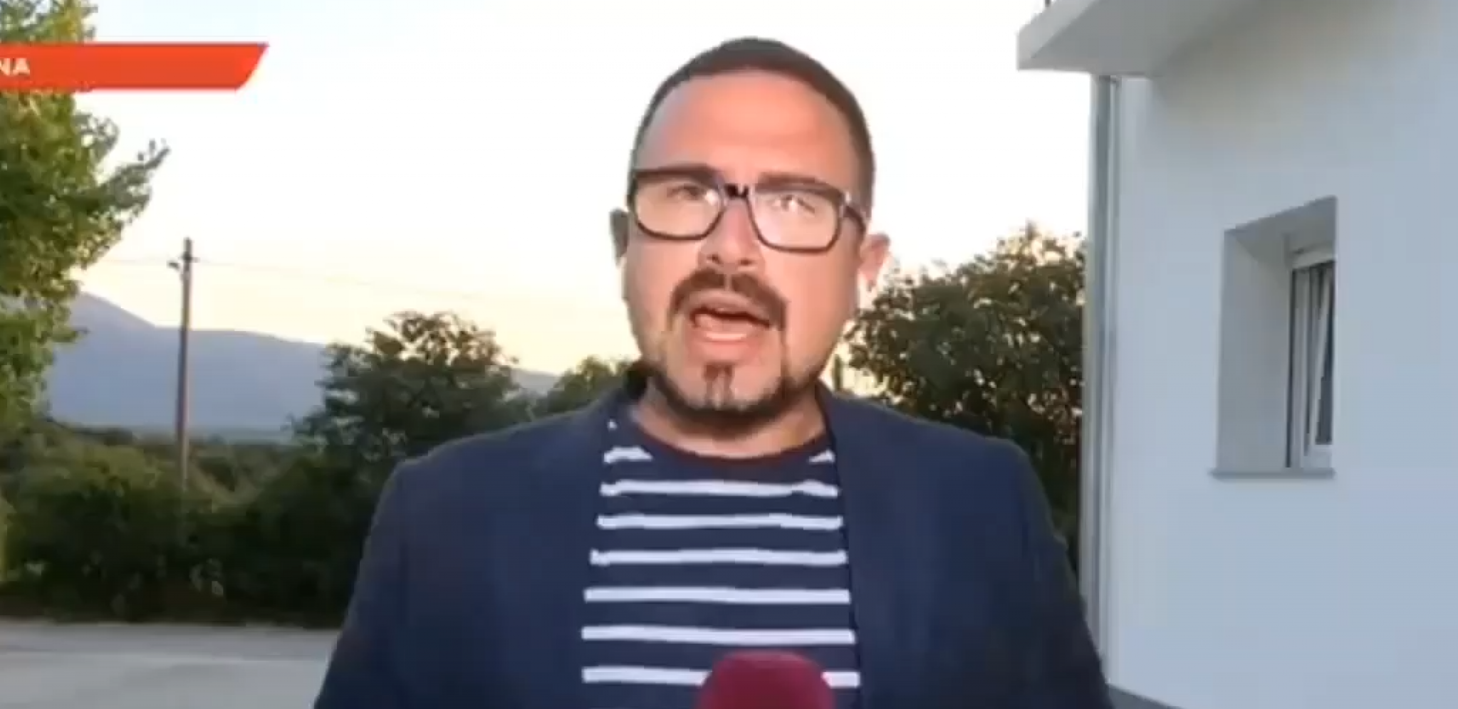SRAMOTA! ŠOLAK POSLAO NOVINARA U KNIN DA NA DAN STRADANJA SRBA HVALI HRVATSKU VOJSKU Žale što Tompson ne nastupa i što je mala posećenost! (VIDEO)