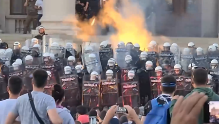 KAKO AMERIČKA ORGANIZACIJA POKUŠAVA DA SRUŠI VLAST U SRBIJI: Kinesko ministarstvo spoljnih poslova sve obelodanilo