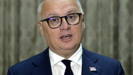 "JOŠ JEDNA LAŽ NOVE - AKO LAŽE KOZA, NE LAŽE ROG" Vesić odgovorio opoziciji (FOTO)