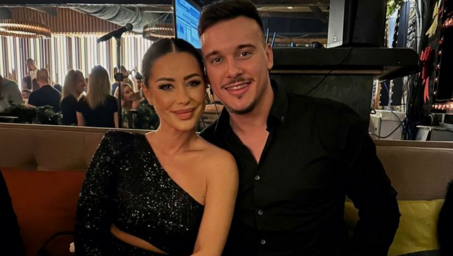NAŠA FOLKERKA ORGANIZOVALA GALA DEVOJAČKO VEČE! Luka žurka pored bazena i haos, obratila se i koleginicama