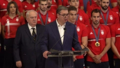 VUČIĆ SE ZA GOVORNICOM OBRATIO NOVAKU ĐOKOVIĆU Nasmejao se pa rekao: Rekli su vam da ne mozete, a vi…