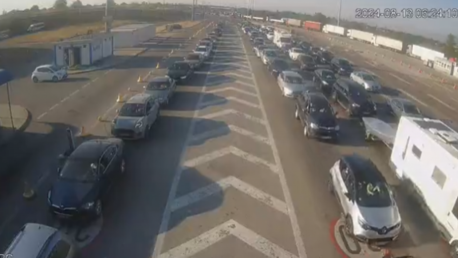 NOVO STANJE NA GRANIČNIM PRELAZIMA! Vozači, naoružajte se strpljenjem (FOTO)