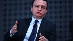 SRBI, BUDITE SREĆNI ŠTO VAS KURTI TERORIŠE Sraman napad islamista i albanskog lobiste na Srbiju i Vučića