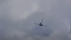 RUSIJA PREDSTAVILA MODERNIZOVANI BORBENI AVION Očekuje se poleti 2025. godine (VIDEO)