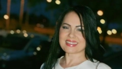 "MOGU DA SE OBUČEM ZA MANJE OD 1.000 DINARA" Naša pevačica otkriva gde šopinguje, a evo koliko troši na kozmetiku