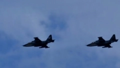 RUSI SEJU SMRT PO KURSKU Pogledajte nalet jurišnih aviona Su-25 iz ugla pilota (VIDEO)