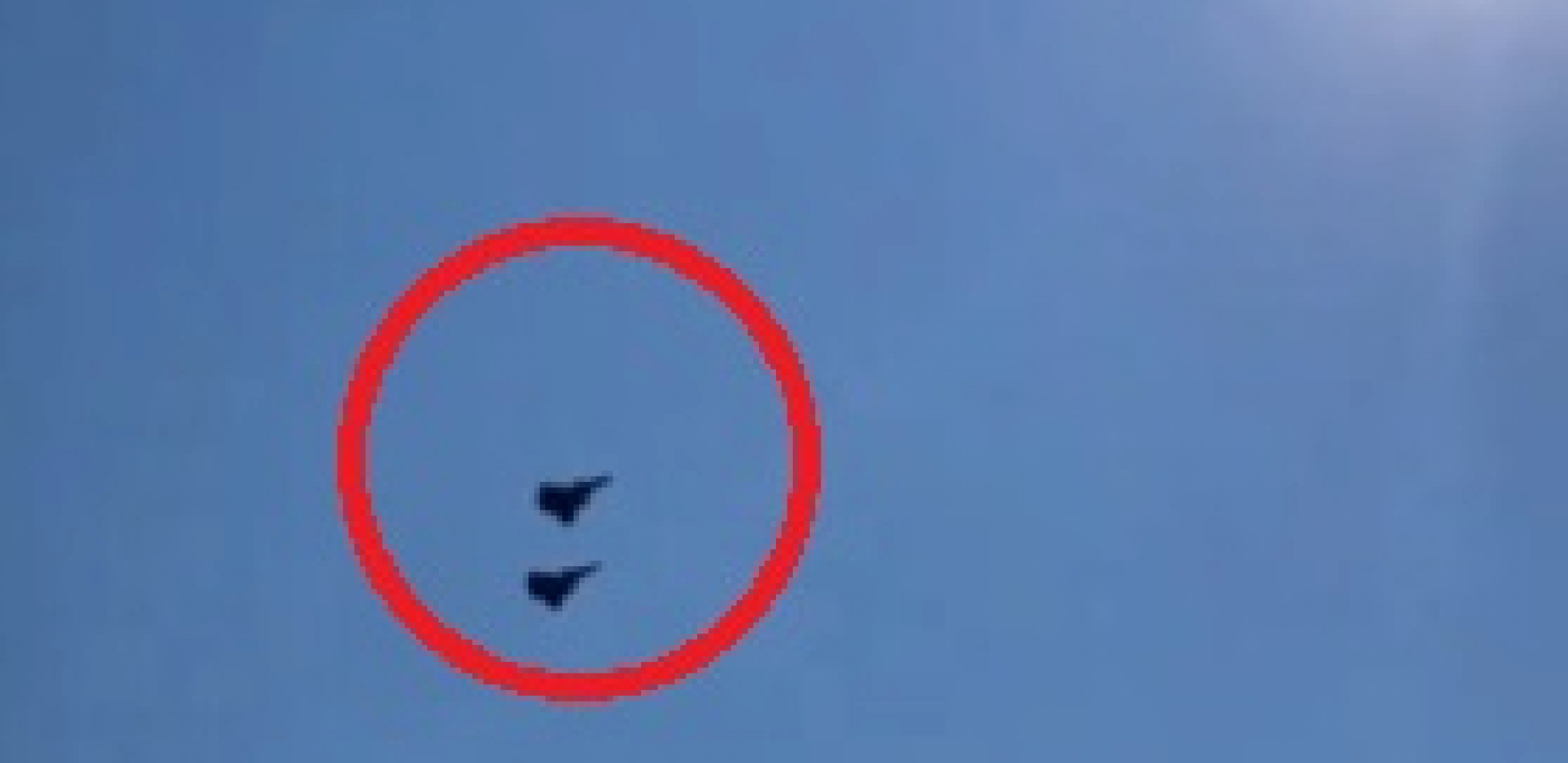 DVA RAFALA SE SUDARILA NAD FRANCUSKOM Pronađen jedan pilot, strahuje se od najgoreg (VIDEO)