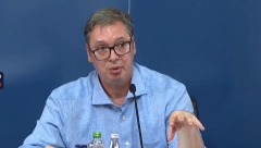 VUČIĆ RAZGOVARAO 4 SATA SA NARODOM U MALOM ZVORNIKU "Niko neće da radi bilo šta dok se ne uverimo da će nam deca biti zdrava" (FOTO/VIDEO)