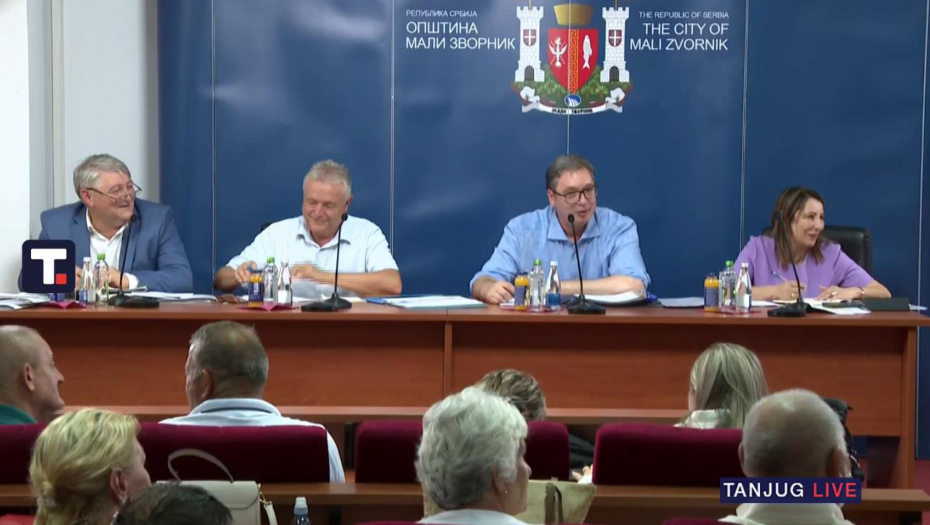 VUČIĆ S NARODOM KOŠMAR ZA OPOZICIJU! Panika zbog sedmodnevne posete šefa države zapadnoj Srbiji