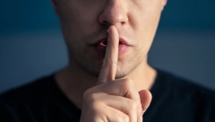 NIKADA TI OVO NEĆU REĆI Muškarci mahom kriju 4 tajne od svojih partnerki, jedna nije baš naivna