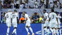 REAL OSVOJIO PRVI TROFEJ U SEZONI Mbape postigao gol na debiju i ostvario dečački san