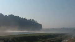 POŽAR NA PLANINI JADOVNIK, HELIKOPTERSKE JEDINICE MUP SE BORE SA VATRENOM STIHIJOM! (VIDEO)