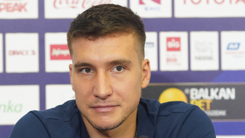 SLAVLJE U DOMU BOGDANA BOGDANOVIĆA! Emotivna čestitka razorila košarkaša: "Ti si moja omiljena osoba!"