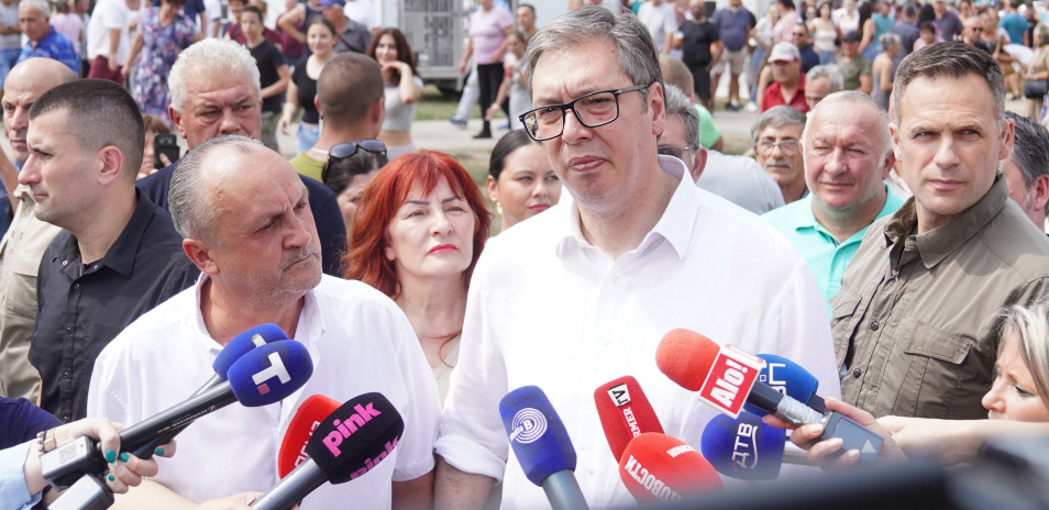MILIONI DOLARA ZA RUŠENJE VUČIĆA Na Srbiju se namerili ozbiljni igrači, pakleni plan za otimanje naše države