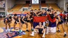 SRBIJO, BUDUĆNOST TI JE SVETLA Maestralni kadeti se okitili bronzom na EP