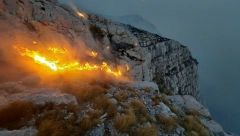 GORE STENE U HRVATSKOJ! U plamenu dve županije, vatra se prelila i na Bosnu (FOTO)
