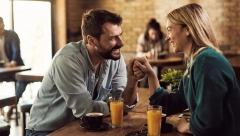 TEST OD 2 SEKUNDE OTKRIVA JE LI MUŠKARAC SPREMAN ZA BRAK Ne gubite vreme, postavite mu ovo pitanje i odmah ćete znati