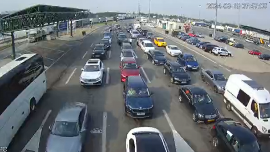 HAOS NA GRANICI Čeka se tri sata na Horgošu i Kelebiji