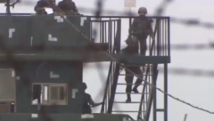 DRAMA U SEVERNOJ KOREJI Vojnik pobegao u Južnu Koreju (VIDEO)