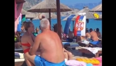 ALBANCI NA JAZU PROVOCIRALI SRBE, OKAČILI PEŠKIRE SA CRNIM ALBOM I ŠALOVE: Evo kako im je narod uzvratio, oni se spakovali i pobegli (VIDEO)