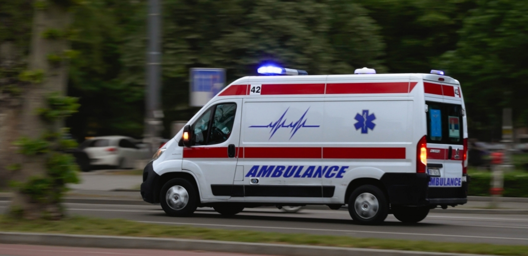 "I MLADI I STARI, ČUVAJTE SE JEDNE STVARI!" Dr Radulović: "Na visokim temperaturama se nemojte trošiti previše, OPASNO JE!"