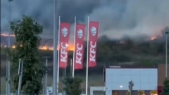 VATRA BUKTI KOD IKEE: Požar se brzo širi, gust dim je svuda!