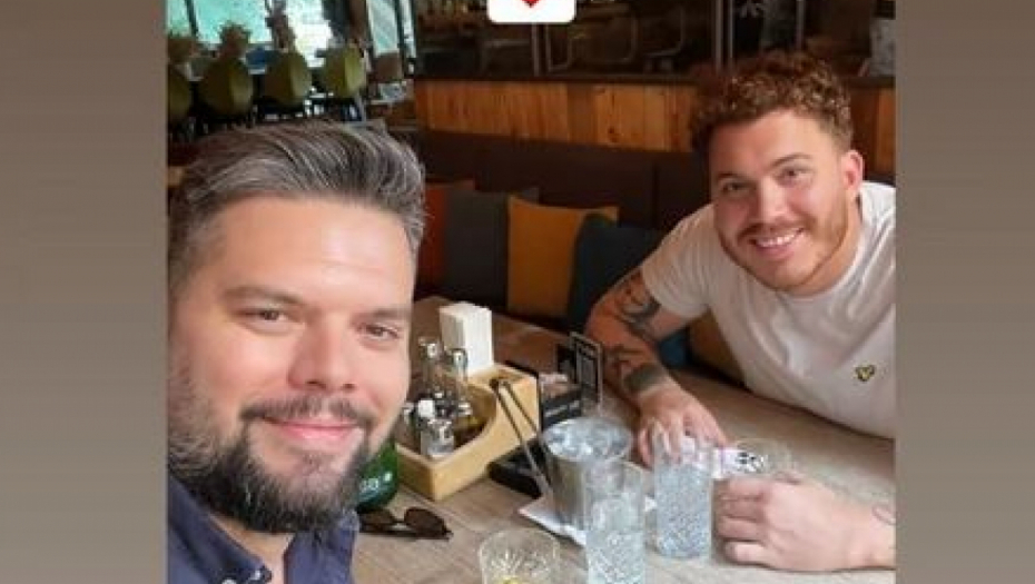 OGLASIO SE VICO NAKON ŠTO JE POSTAO OTAC Nemanja nazdravio: "Ljubavi mog života..."