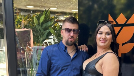 PRAVIĆEMO DECU U RIJALITIJU! Mika Vasić nakon promene ulazi sa dečkom u Elitu, evo šta kažu o intimnim odnosima