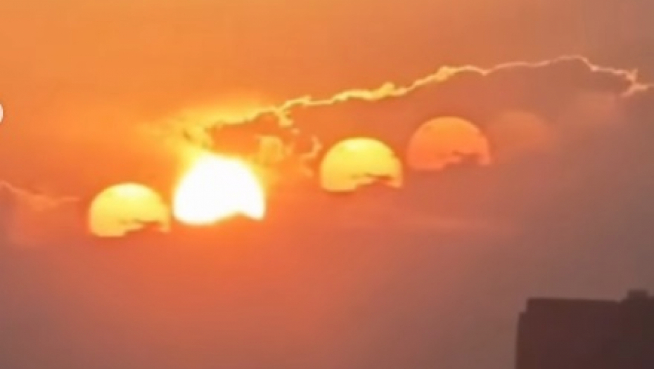 ŠTA JE OVO, LJUDI MOJI? 7 Sunaca na nebu zaprepastilo građane - evo o čemu se radi! (FOTO/VIDEO)