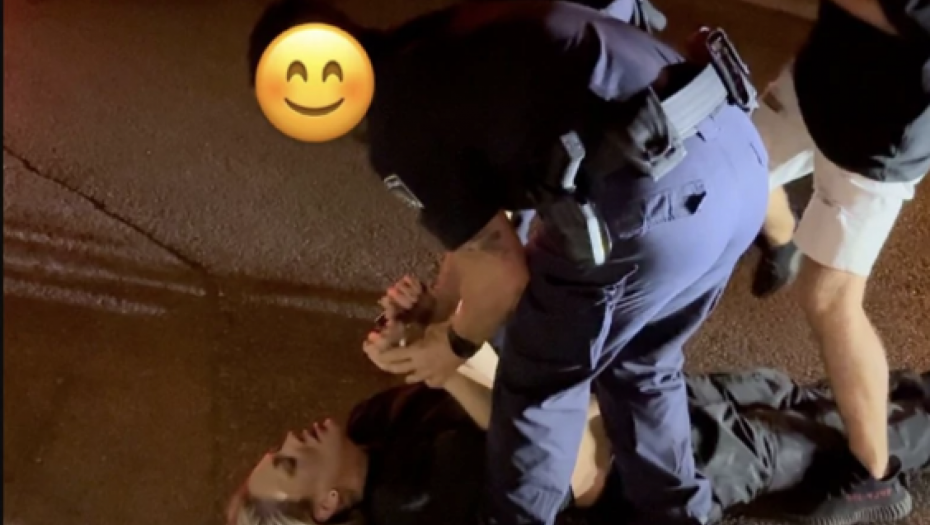 HRVATSKA INFLUENSERKA DIVLJALA NA ULICI, MOMENTALNO UHAPŠENA! Bacala se po podu, pojavili se snimci