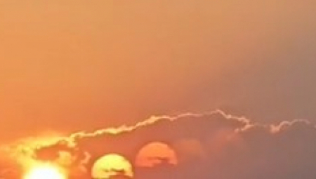 NEBESKI SPEKTAKL KAKAV SE RETKO VIĐA Niko nema pojma kako je došlo do ovoga, ljudi zaprepašćeni - mislili da je montaža! (VIDEO)