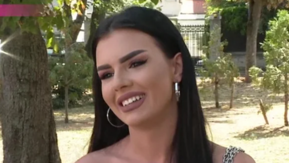 ANITU STANOJLOVIĆ URNIŠU KOMENTARIMA! Pokazala kako izgleda nakon operacija, promenila lični opis! (FOTO)