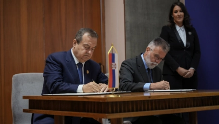 SVAKI PUT KAD SE U ZEMLJI DESI OVO, STIZAĆE NAM SMS OBAVEŠTENJA! Ministri Ristić i Dačić potpisali važan sporazum!