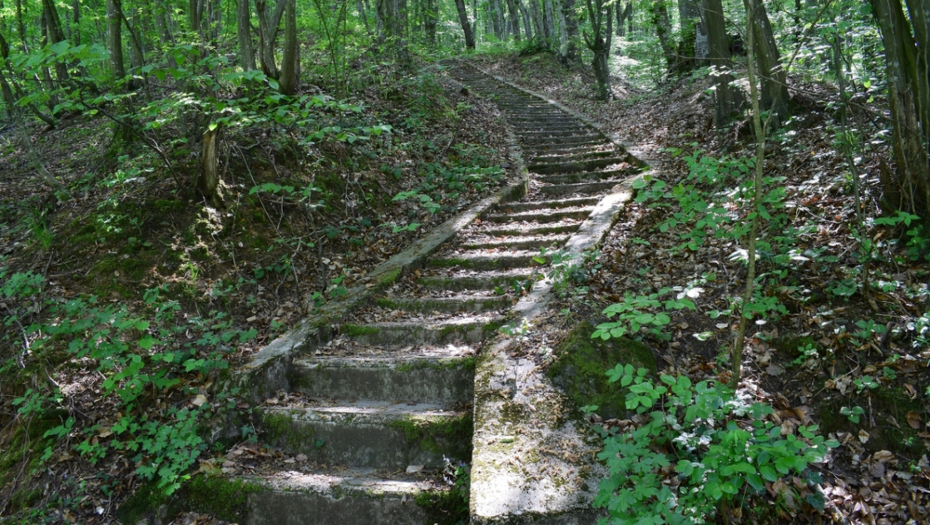 STRANCI OBOŽAVAJU OVU BANJU! Na sat vremena je od BG, a smeštaj može i za 20 evra po noći!